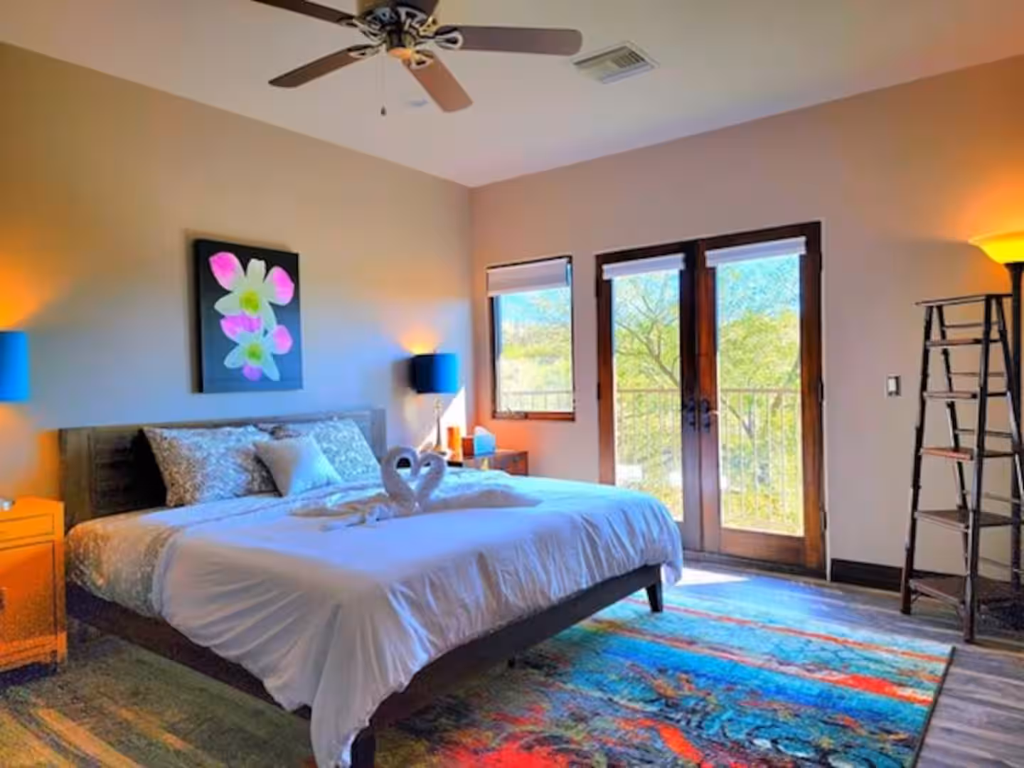 Private King Suite bedroom